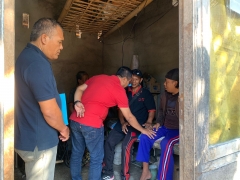 Giat hari Sabtu tanggal 14 Oktober 2023, Perumda Air Minum Tirta Sanjiwani melaksanakan verifikasi KK Miskin Ekstrem atas nama Ni Wayan Wasi dari Br. Subilang, Bukian Kecamatan Payangan